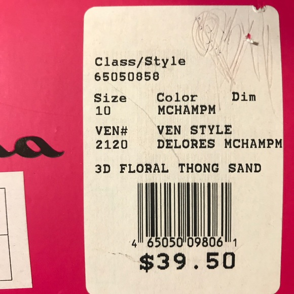 Sandals worn once. - Picture 6 of 6